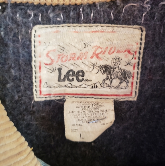 90s Lee Storm Rider Jean Jacket - Picture 7 of 7